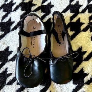 🩰Black ballet flats 🧚🏼‍♂️